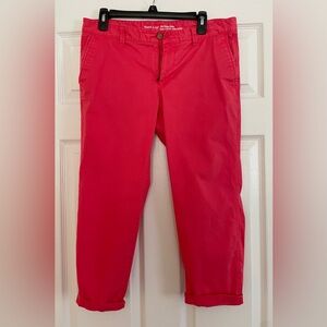 GAP women’s Capri pant. Size 6/28